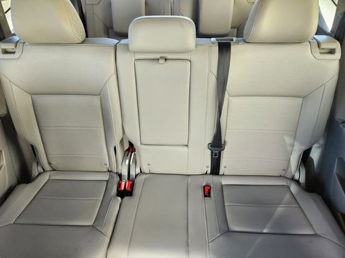 Used 2023 Volkswagen Atlas SEL image 17