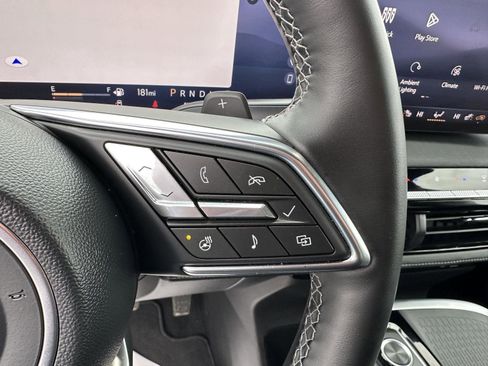 Used 2025 Buick Enclave Preferred image 25