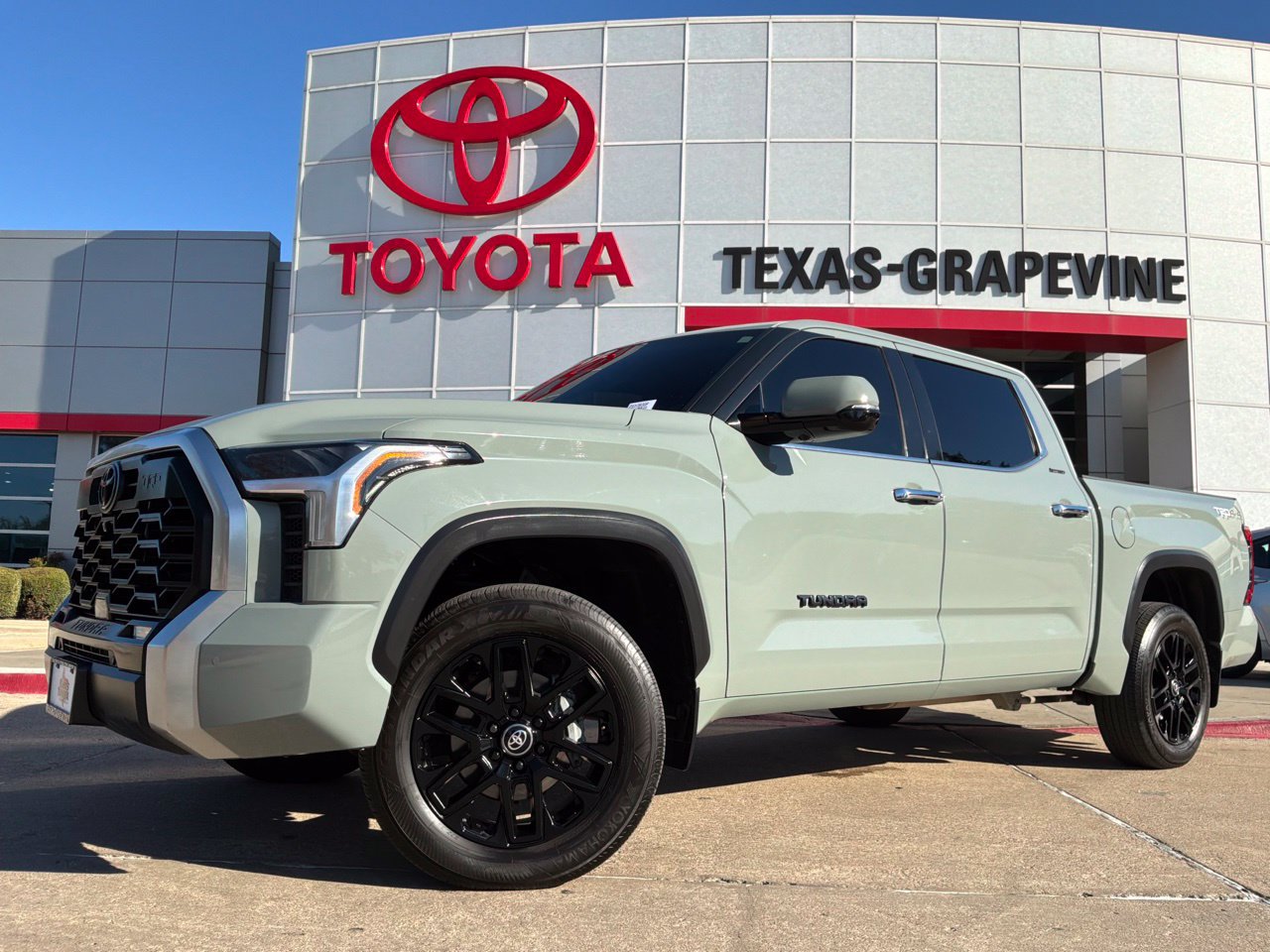 Used 2023 Toyota Tundra Limited w/ TRD Off-Road Package AWD/4WD image 2