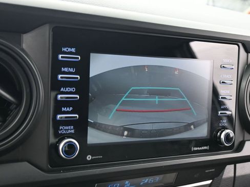 Used 2022 Toyota Tacoma SR image 16