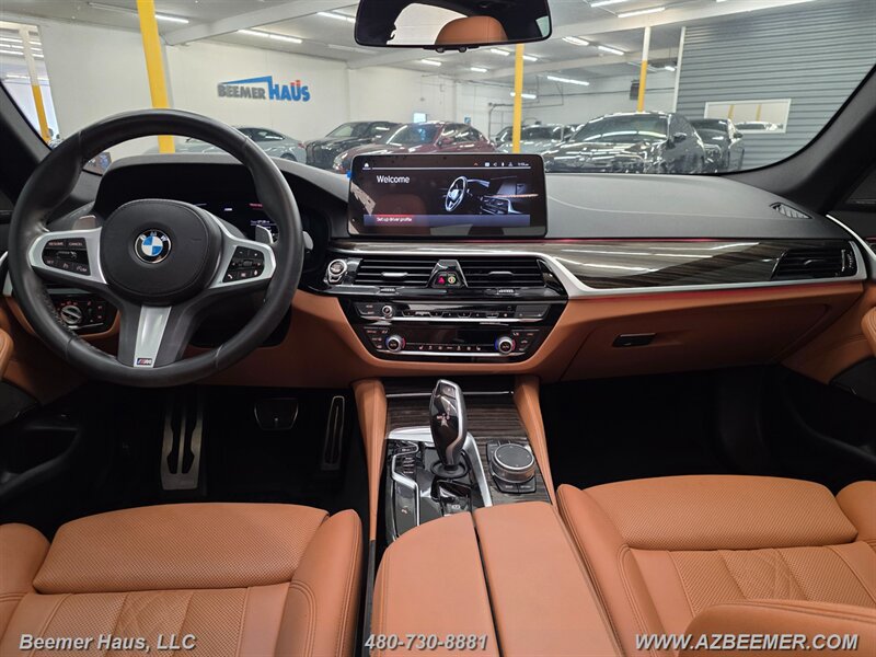Used 2023 BMW 530i w/ M Sport Package RWD image 27