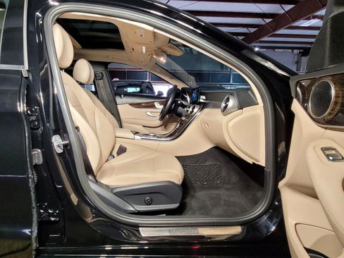 Used 2019 Mercedes-Benz C 300 Sedan image 20