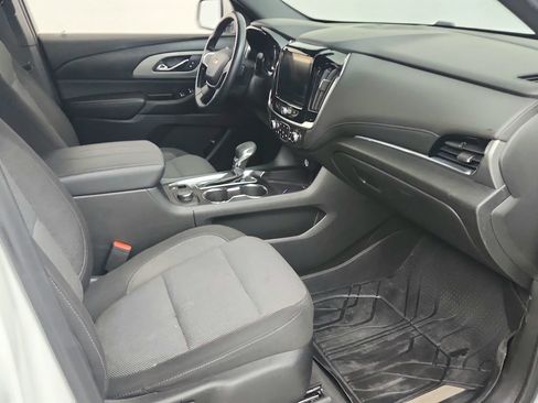 Used 2024 Chevrolet Traverse LT FWD image 27