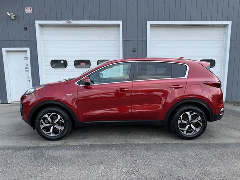 Used 2020 Kia Sportage LX w/ LX Popular Package AWD/4WD image 7