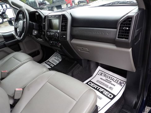 Used 2019 Ford F250 XL w/ Power Equipment Group image 40