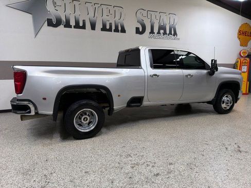 Used 2021 Chevrolet Silverado 3500 LTZ w/ LTZ Texas Edition image 32