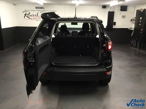 Used 2019 Ford EcoSport SE image 12