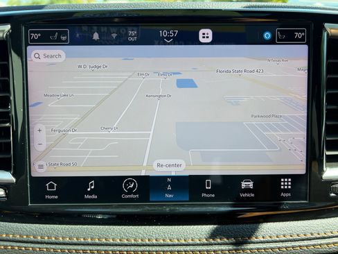 Used 2023 Chrysler Pacifica Pinnacle FWD image 44