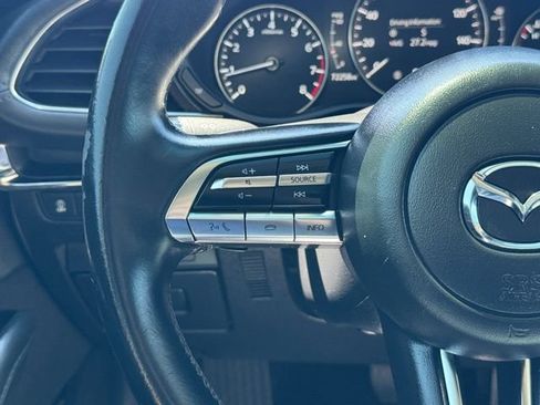 Used 2022 MAZDA MAZDA3 s FWD image 11