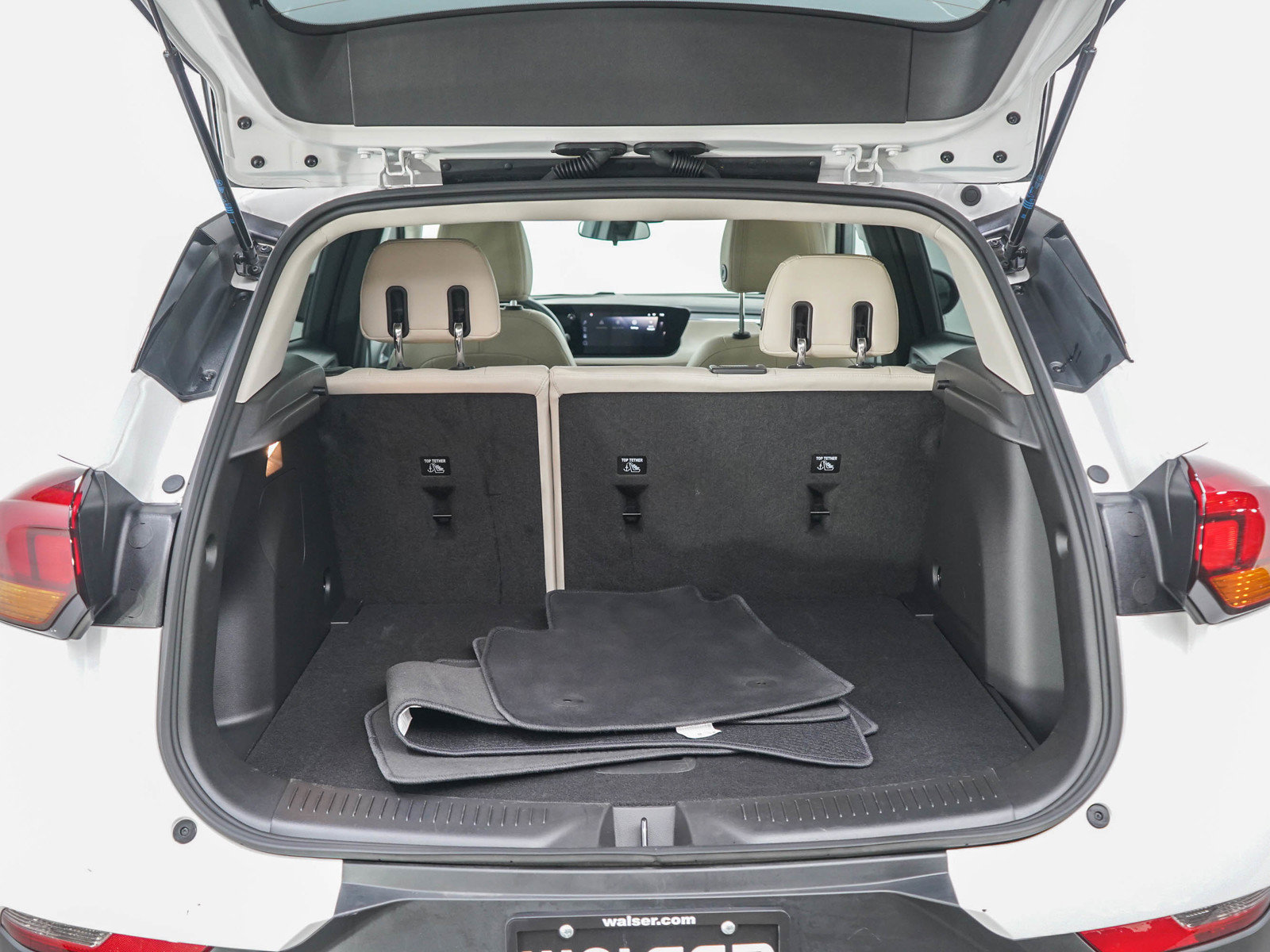 Used 2024 Buick Encore GX Preferred FWD image 16