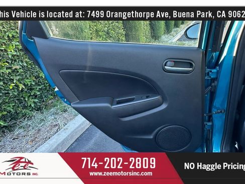 Used 2012 MAZDA MAZDA2 Sport FWD image 26