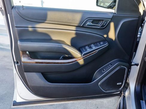 Used 2018 Chevrolet Tahoe LT image 23