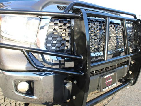 Used 2018 Toyota Tundra SR5 w/ SR5 Upgrade Package image 6