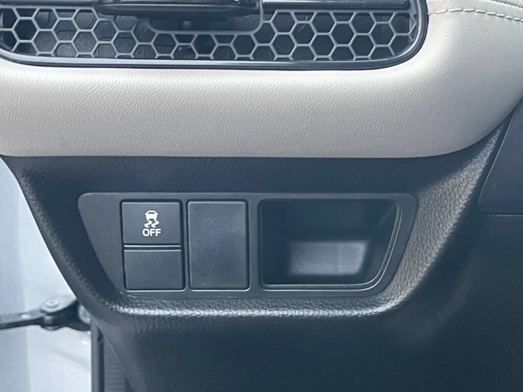 Used 2024 Honda HR-V LX image 19