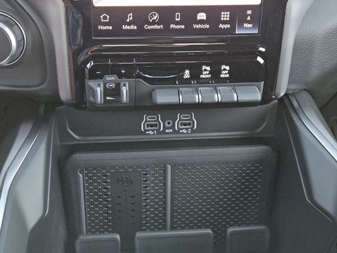 New 2026 RAM 1500 Lone Star AWD/4WD image 13