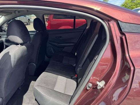 Used 2024 Nissan Sentra SV FWD image 18