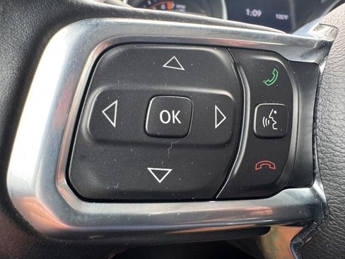 Used 2021 Jeep Gladiator Overland AWD/4WD image 16