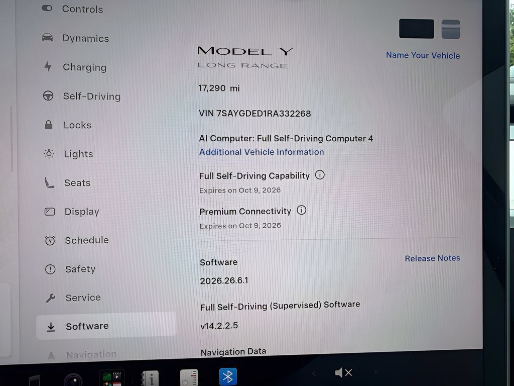 Used 2024 Tesla Model Y Long Range RWD image 19