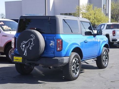 Used 2023 Ford Bronco Outer Banks image 6