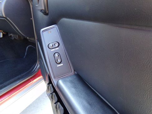 Used 1991 Ford Mustang GT image 69