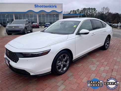 Certified 2024 Honda Accord EX-L image 32