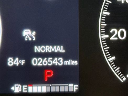 Used 2023 Honda Pilot Sport image 15