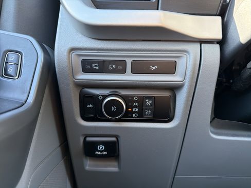 Used 2022 Ford F150 XLT w/ Equipment Group 302A High image 24