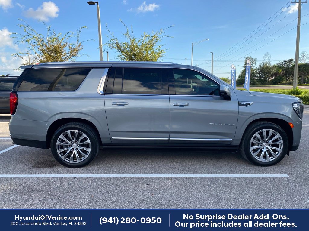 Used 2023 GMC Yukon XL Denali w/ Denali Reserve Package AWD/4WD image 37