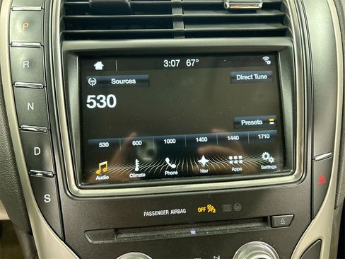 Used 2017 Lincoln MKX Reserve image 14