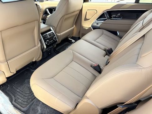 New 2026 Land Rover Range Rover Long Wheelbase SE AWD/4WD image 15