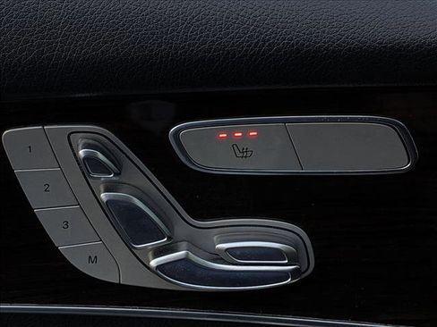 Used 2020 Mercedes-Benz GLC 300 GLC 300 image 12