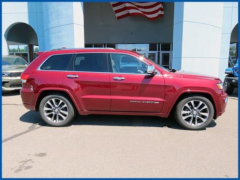 Certified 2018 Jeep Grand Cherokee Overland AWD/4WD image 2