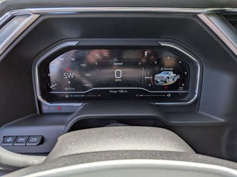 Used 2024 GMC Sierra 1500 Denali w/ Denali Reserve Package AWD/4WD image 17