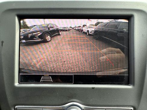 Used 2023 Chevrolet Equinox LS w/ LS Convenience Package AWD/4WD image 22