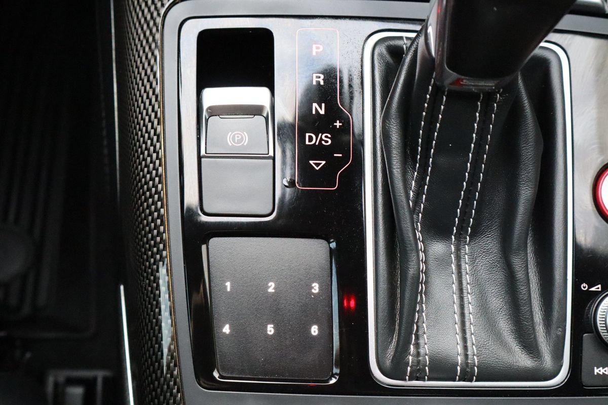 Used 2018 Audi S6 Premium Plus w/ S Sport Package AWD/4WD image 22