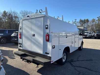 New 2024 Chevrolet Express 3500 w/ Power Convenience Package