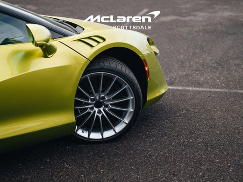 Used 2025 McLaren Artura Spider image 29