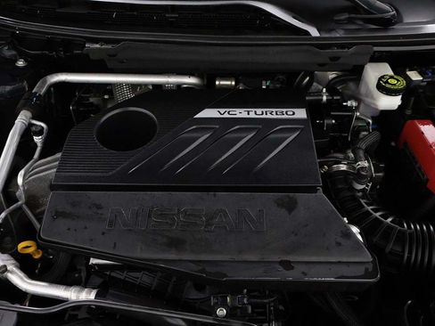 Used 2023 Nissan Rogue S AWD/4WD image 18
