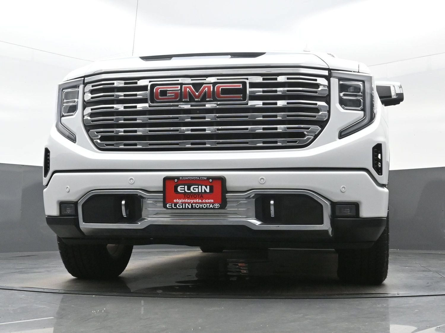 Used 2023 GMC Sierra 1500 Denali w/ Technology Package AWD/4WD image 26