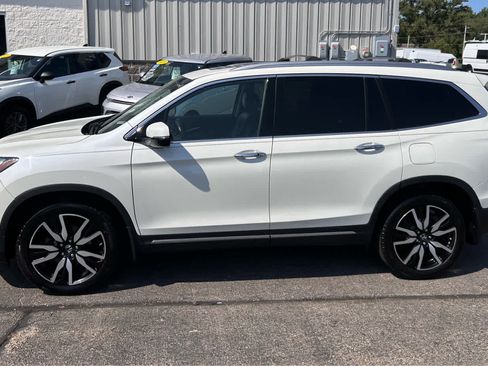 Used 2019 Honda Pilot Touring image 6