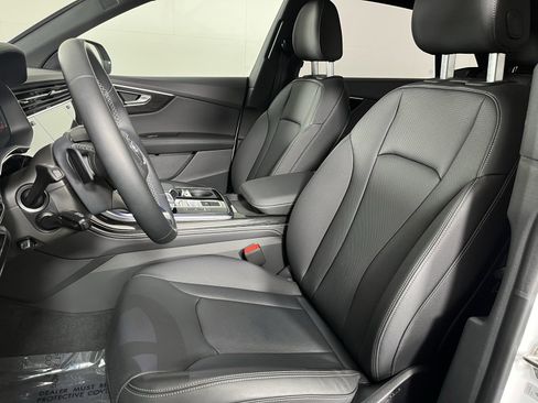 Used 2025 Audi Q8 Premium Plus w/ Premium Plus Package image 13