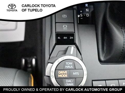 Used 2025 Toyota Tacoma Trailhunter image 15