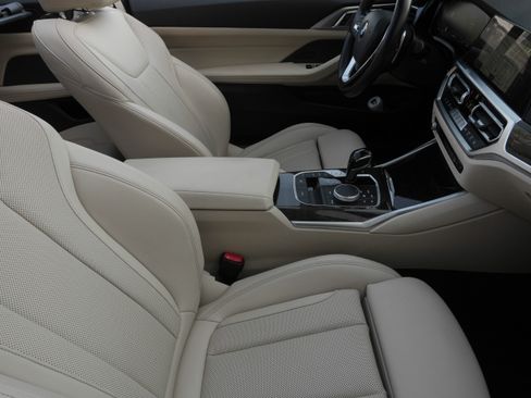 Used 2022 BMW 430i Convertible w/ Premium Package RWD image 15