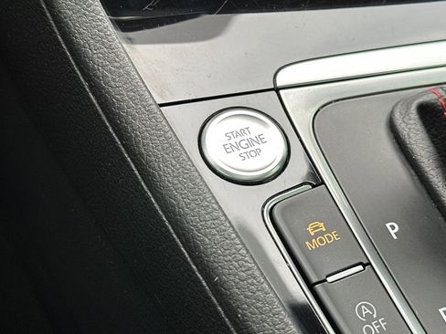 Used 2021 Volkswagen GTI SE image 24