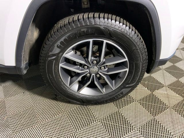 Used 2018 Jeep Grand Cherokee Limited w/ Luxury Group II AWD/4WD image 36