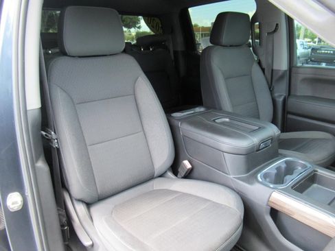 Used 2020 Chevrolet Silverado 1500 RST AWD/4WD image 10