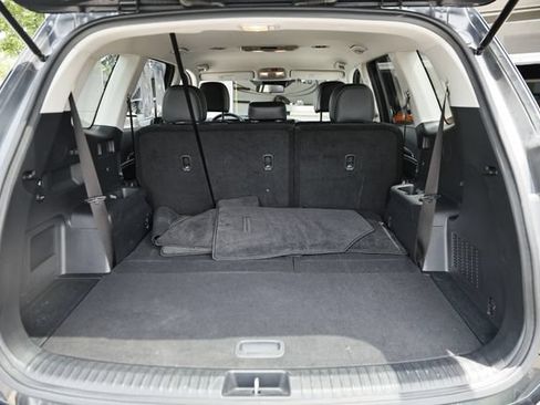 Used 2024 Kia Telluride LX FWD image 29