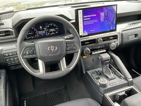 New 2026 Toyota Tacoma TRD Off-Road AWD/4WD image 18