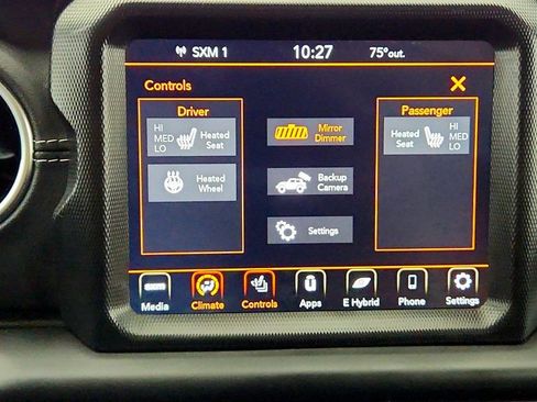 Used 2023 Jeep Wrangler Unlimited Sahara w/ Cold Weather Group AWD/4WD image 19