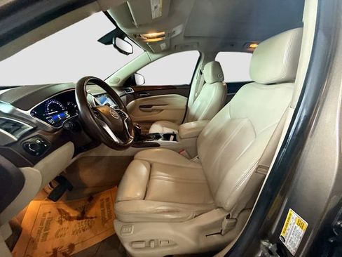 Used 2015 Cadillac SRX Luxury image 21